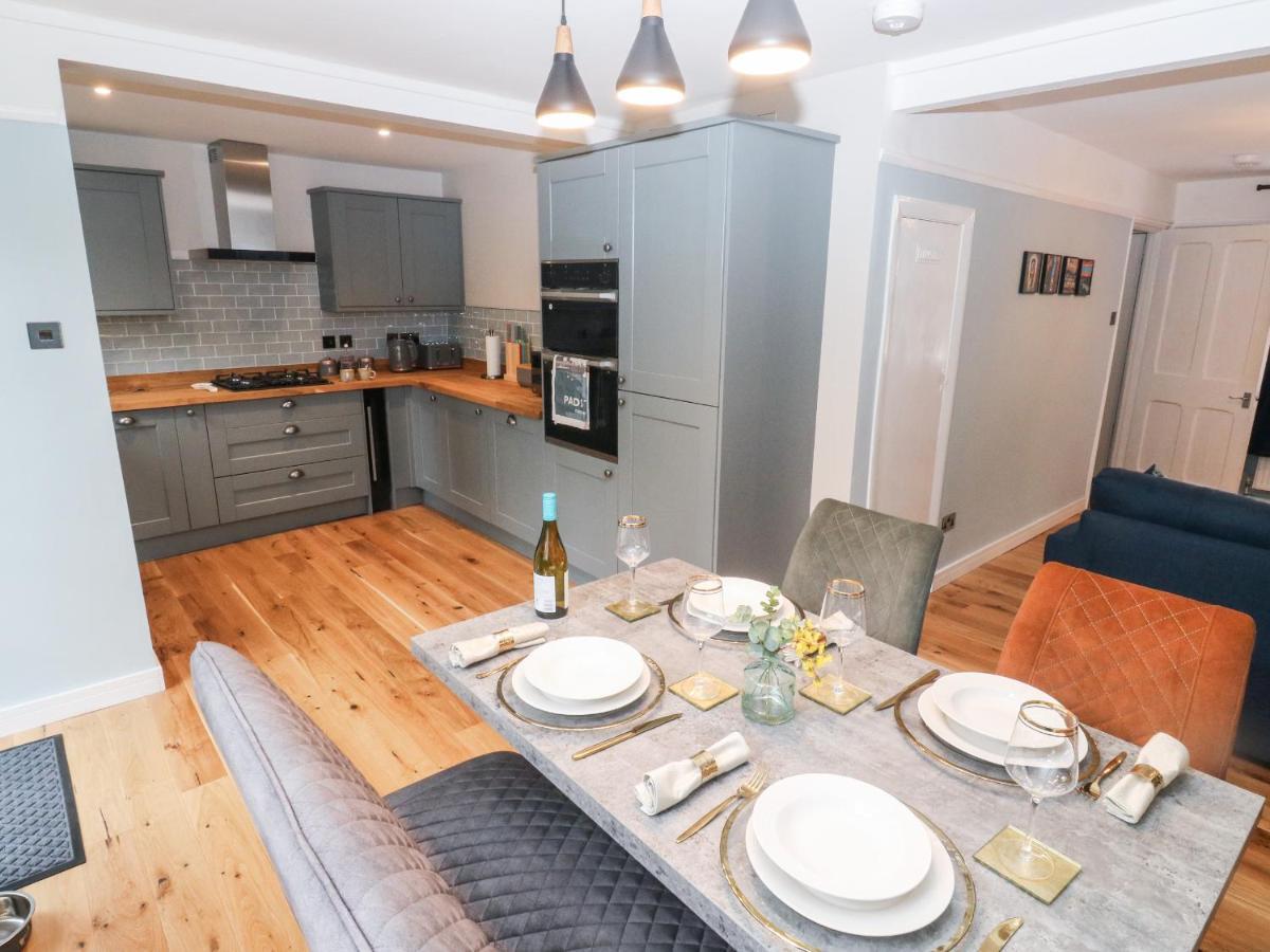 Rose Holiday home
