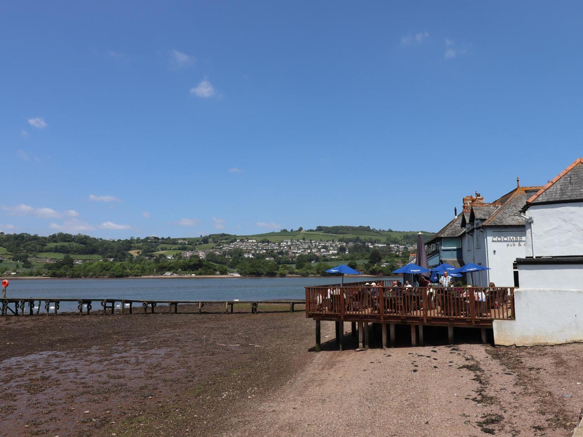 Rose Holiday home *